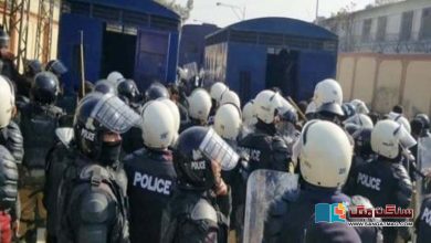 Photo of کوئٹہ میں پولیس کے لاٹھی چارج سے 10 ڈاکٹرز زخمی، 25 گرفتار