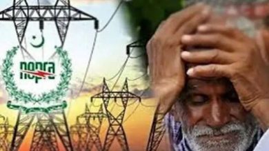 Photo of لوڈشیڈنگ میں بجلی کی قیمت کے جھٹکے جاری، 4 روپے 83 پیسے فی یونٹ تک بجلی مزید مہنگی