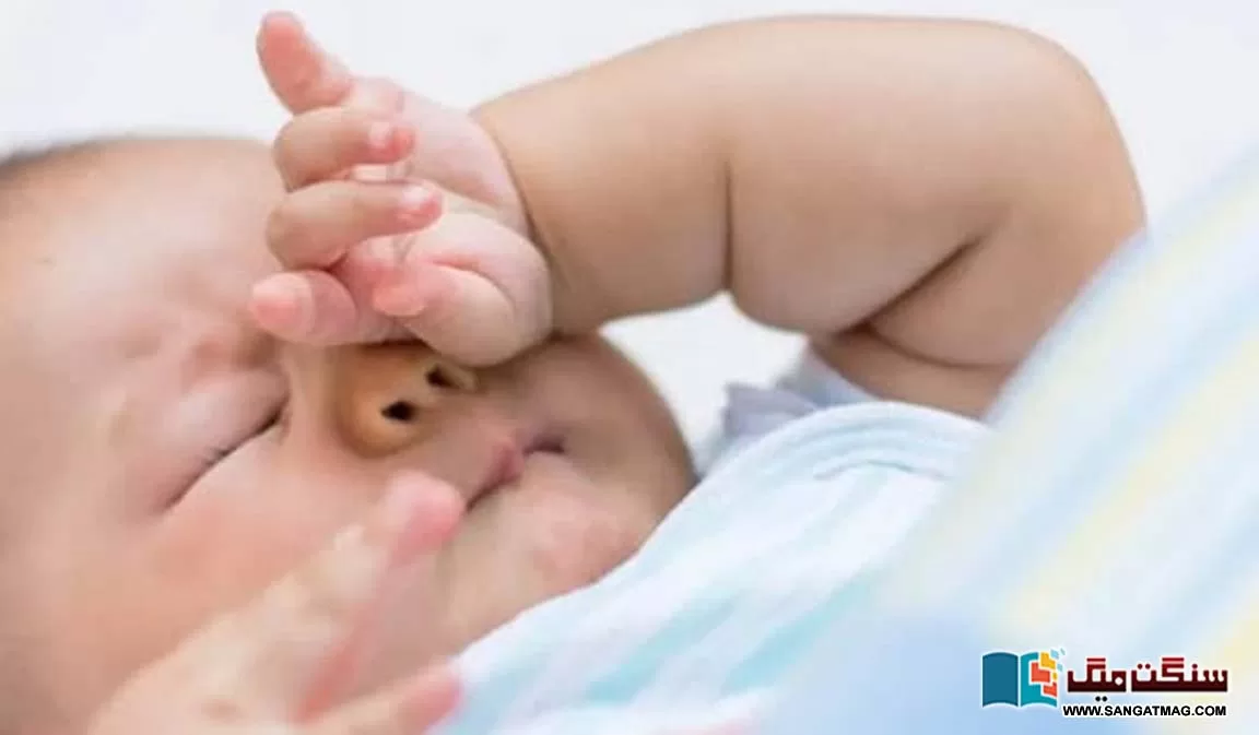 Why-do-babies-rub-their-eyes-What-is-the-cause-and-solution