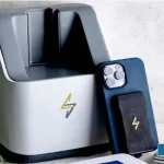 Mobile-charging-device-in-seven-seconds-