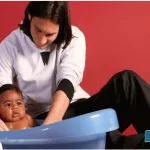 What-is-the-truth-behind-the-viral-photo-of-Lionel-Messi-bathing-Lamine-Yamal-in-2007
