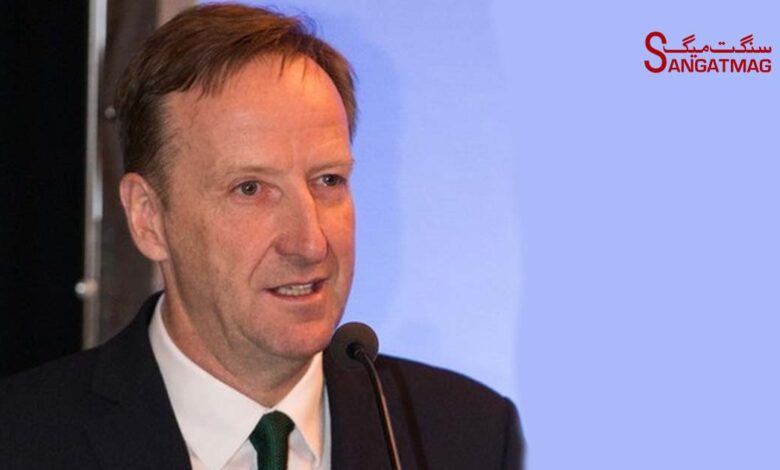 Alex younger British